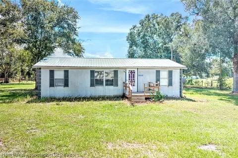 2009 Gardner Dr, Lorida, FL 33857 photo 3