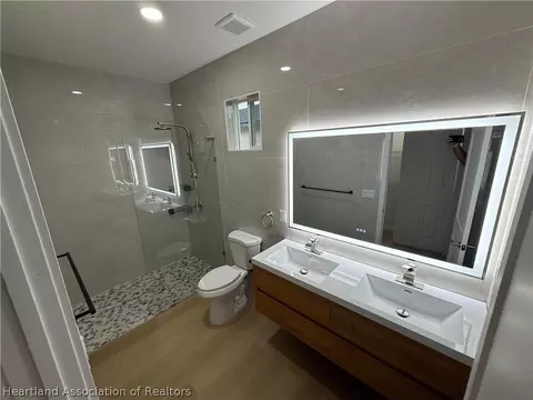 Bath - 5333 Pebble Beach Dr, Sebring, FL 33872 photo 1 of 2