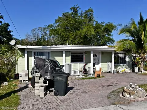 1404 Juanita Ave, Fort Pierce, FL 34946