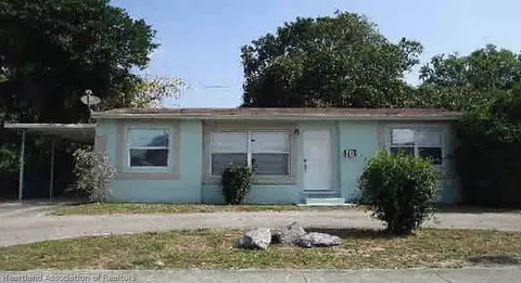 908 W 1st St, Riviera Beach, FL 33404