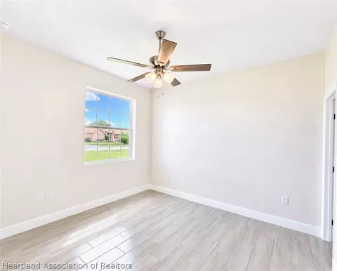 Bedroom - 4701 Whiting Dr, Sebring, FL 33870 photo 6 of 6