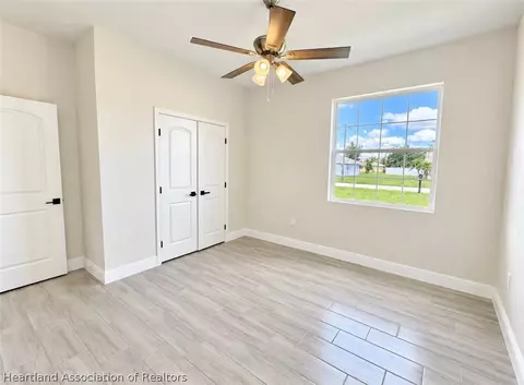Bedroom - 4701 Whiting Dr, Sebring, FL 33870 photo 5 of 6