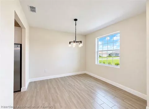 Dining - 4701 Whiting Dr, Sebring, FL 33870 photo 2 of 3