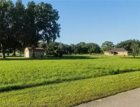 8200 Castile Rd, Sebring, FL 33876 photo 4