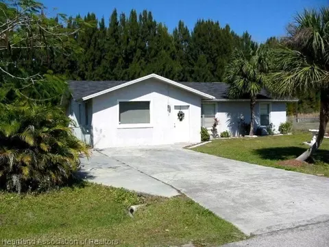 4953 Howard St, Fort Myers, FL 33905