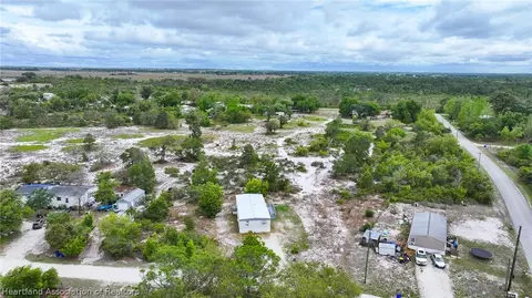 305 River Dr, Sebring, FL 33875 photo 4