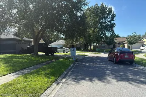 932 Cloyd Dairy Loop, Orlando, FL 32825 photo 3
