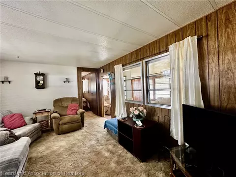 2002 Robin Ct, Sebring, FL 33870 photo 9