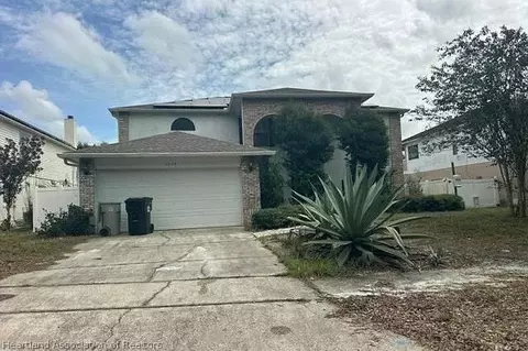 1239 Wyndham Pine Dr, Apopka, FL 32712
