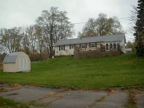 307 Sunny St, Mount Carroll, IL 61053 photo 2