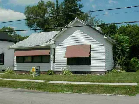 928 E Shawnee St, Freeport, IL 61032 photo 1