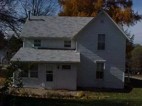 202 S Jackson, Mount Carroll, IL 61053 photo 1