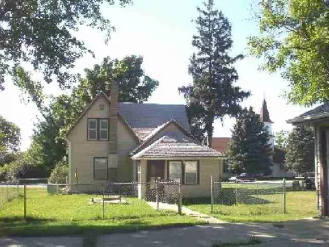 311 N Salisbury, Davis, IL 61019 photo 1