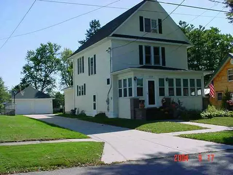 609 S Harlem Ave, Freeport, IL 61032 photo 1