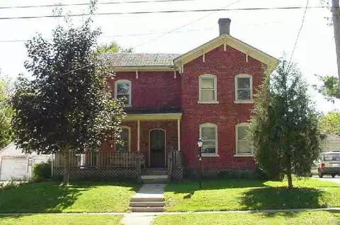 641 Clark St, Freeport, IL 61032 photo 1