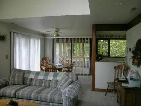 2 Pinehurst, Galena, IL 61036 photo 3