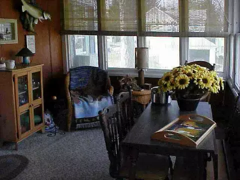 302 E Rdg, Mount Carroll, IL 61053 photo 4