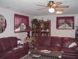 286 Forestcliff, Davis, IL 61019 photo 4