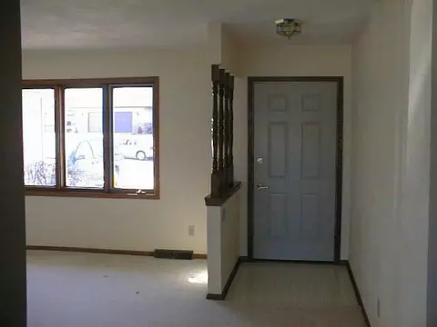 2116 Cimarron, Freeport, IL 61032 photo 8