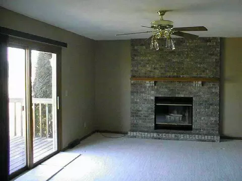 2116 Cimarron, Freeport, IL 61032 photo 5