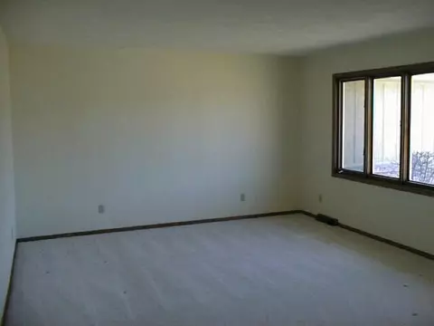 2116 Cimarron, Freeport, IL 61032 photo 7
