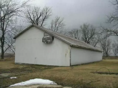 26448 Willow Rd, Lanark, IL 61046 photo 3