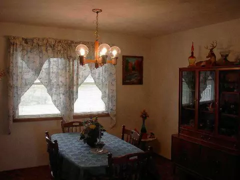 3317 W Forest Rd, Freeport, IL 61032 photo 6