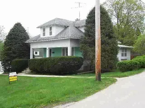 209 Franklin, Mount Carroll, IL 61053 photo 1