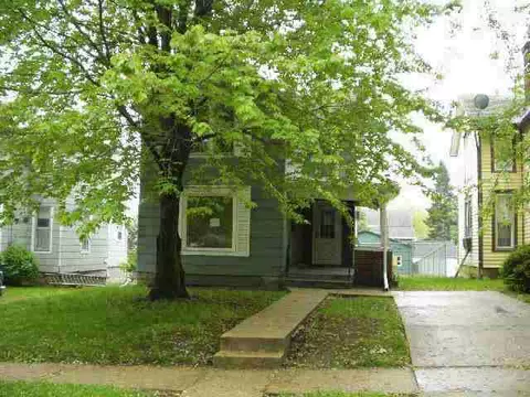 515 E Wyandotte, Freeport, IL 61032 photo 1