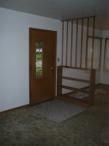 1237 W Pleasant, Freeport, IL 61032 photo 6