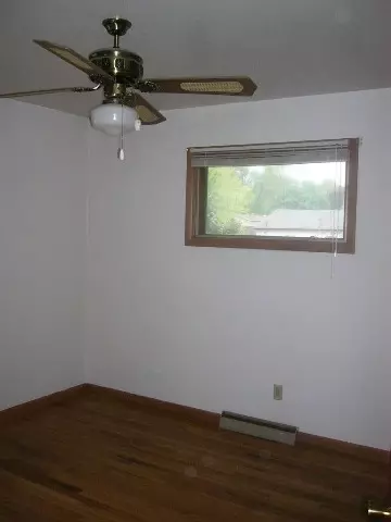 1237 W Pleasant, Freeport, IL 61032 photo 4