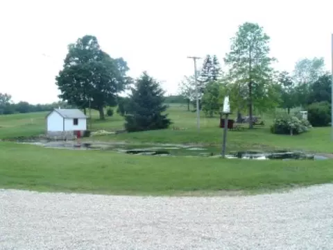 10747 E Miller Rd, Davis, IL 61019 photo 2