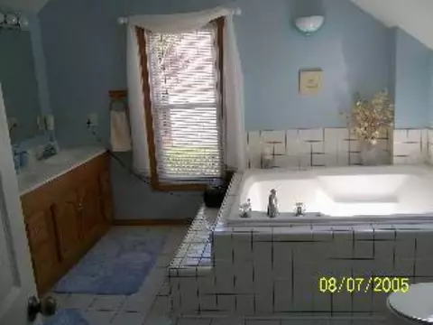 620 S Burchard, Freeport, IL 61032 photo 5