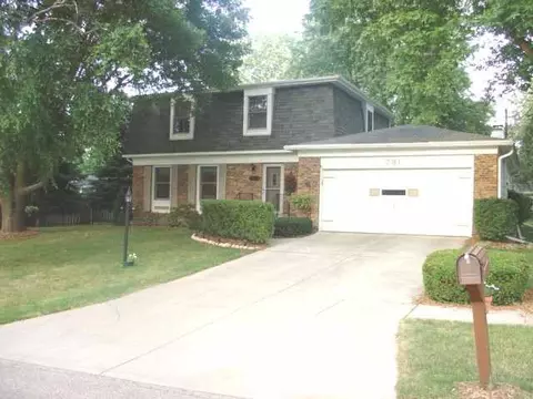 731 Towne Dr, Freeport, IL 61032 photo 2