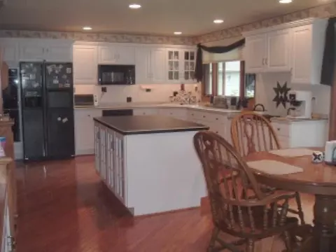1943 Oaks Pt, Davis, IL 61019 photo 4