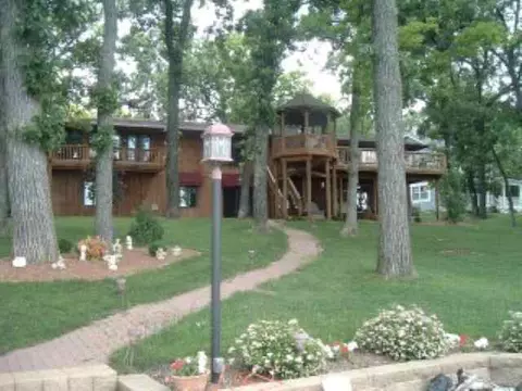 1943 Oaks Pt, Davis, IL 61019 photo 2