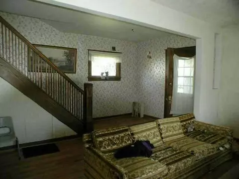 1458 S Float, Freeport, IL 61032 photo 4