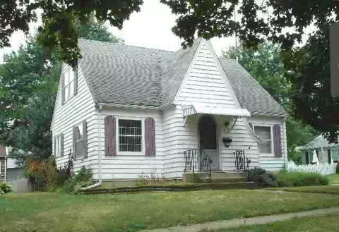 316 S Broad St, Lanark, IL 61046 photo 1