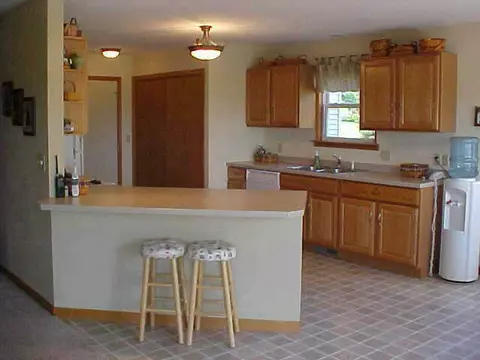 1106 E Benton, Mount Carroll, IL 61053 photo 3