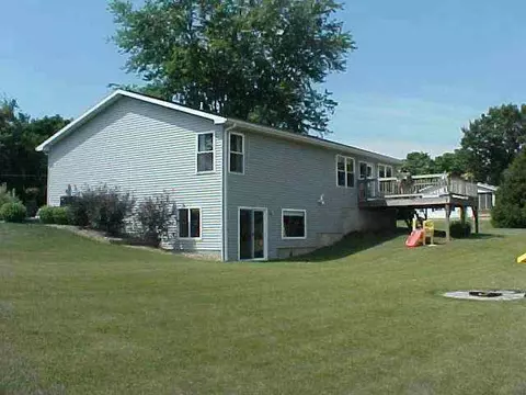 1106 E Benton, Mount Carroll, IL 61053 photo 8