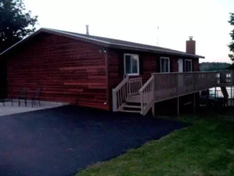 1906 Baintree, Davis, IL 61019 photo 1