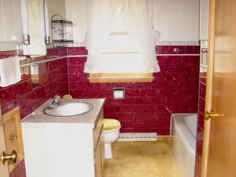 731 E Illinois, Freeport, IL 61032 photo 7