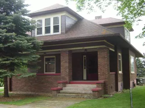 109 First St, Chadwick, IL 61014 photo 1