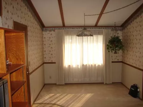 1202 Main St, Pecatonica, IL 61063 photo 3