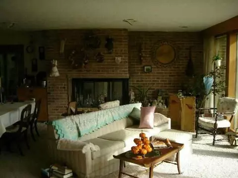 1645 Ridgefield Rd, Freeport, IL 61032 photo 7