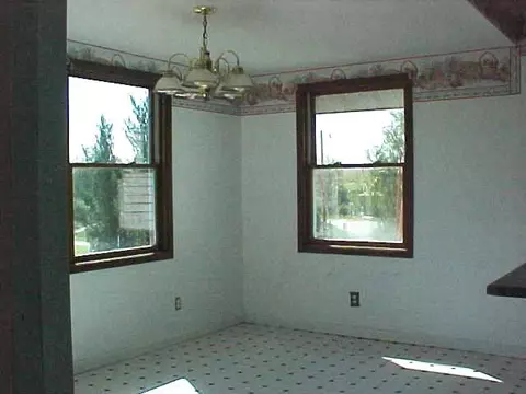 981 Creamery Rd, Thomson, IL 61285 photo 4