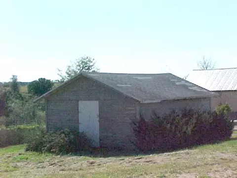 981 Creamery Rd, Thomson, IL 61285 photo 2