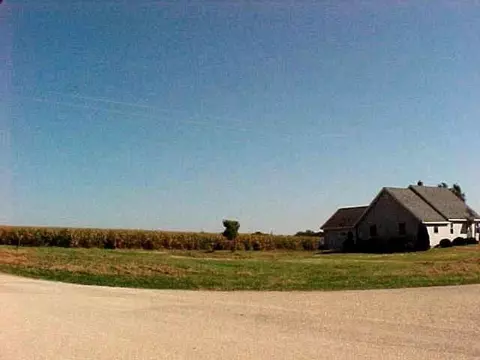 981 Creamery Rd, Thomson, IL 61285 photo 3