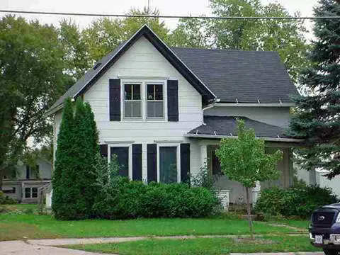 525 N Broad St, Lanark, IL 61046 photo 1