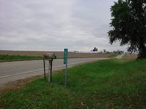 8272 Benson Rd, Lanark, IL 61046 photo 5